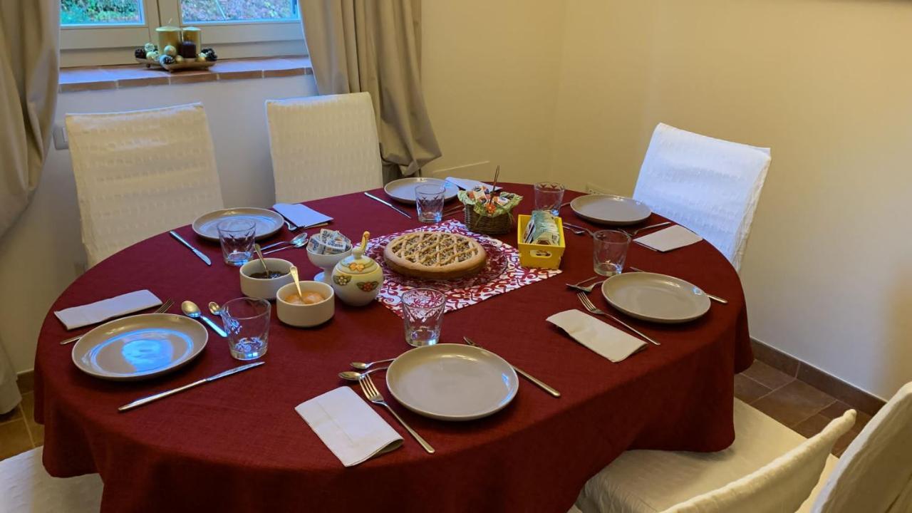 Altra Meta B&B Губио Екстериор снимка